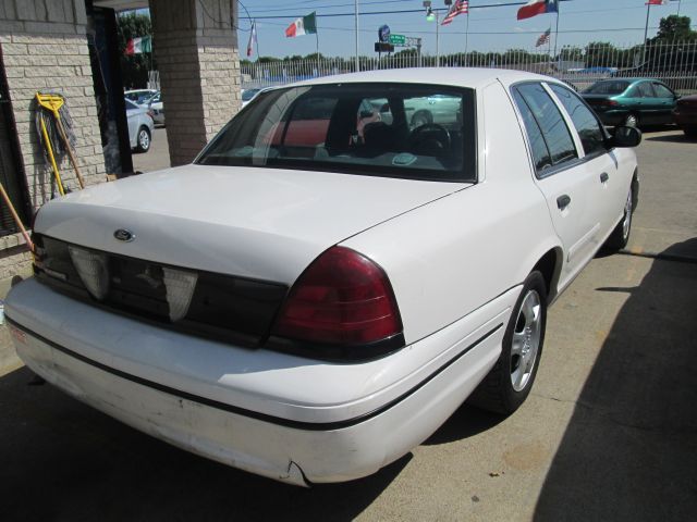Ford Crown Victoria Luxury Sedan