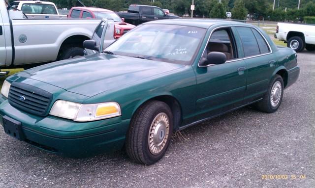 Ford Crown Victoria Unknown Sedan