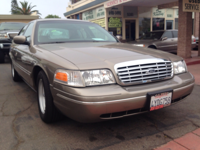 Ford Crown Victoria Elk Conversion Van Sedan