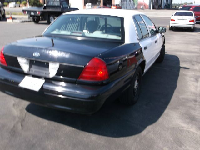 Ford Crown Victoria Luxury Sedan