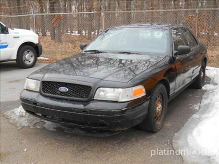Ford Crown Victoria 2005 photo 0
