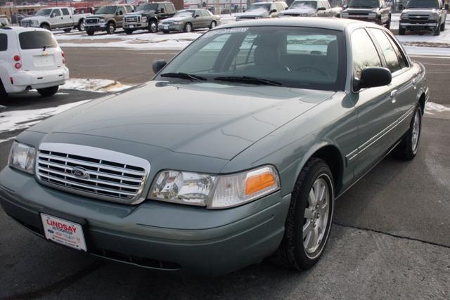 Ford Crown Victoria 2006 photo 5