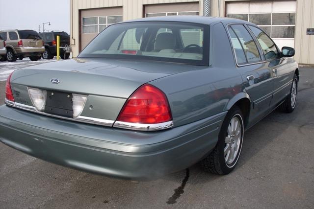 Ford Crown Victoria Elk Conversion Van Unspecified