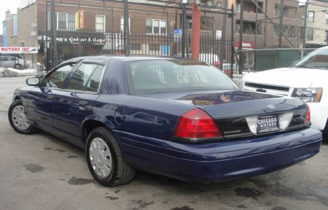 Ford Crown Victoria 2006 photo 4