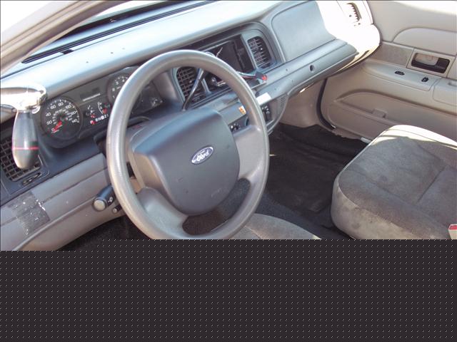 Ford Crown Victoria 2006 photo 1