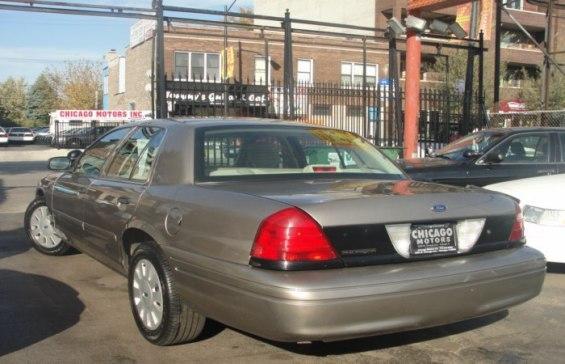 Ford Crown Victoria 2006 photo 5