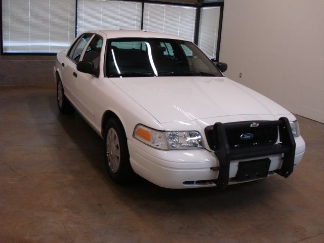 Ford Crown Victoria 2007 photo 2