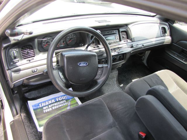 Ford Crown Victoria Luxury Sedan