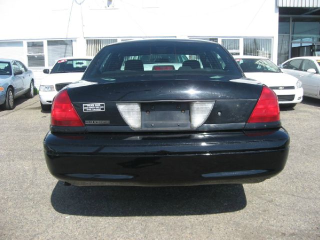 Ford Crown Victoria 2007 photo 2