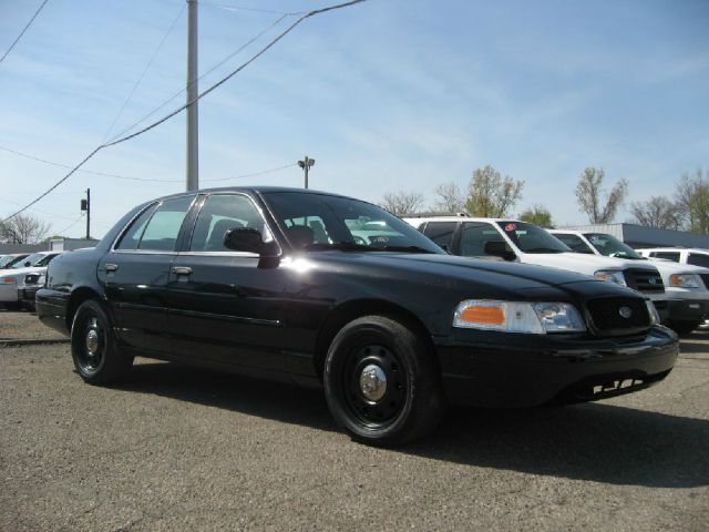 Ford Crown Victoria 2007 photo 3