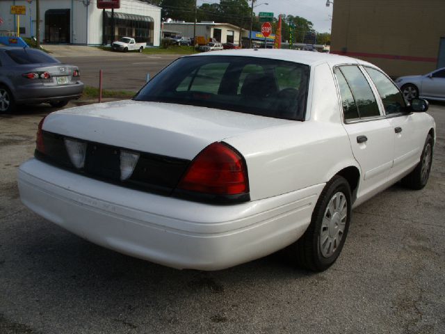 Ford Crown Victoria 2007 photo 1