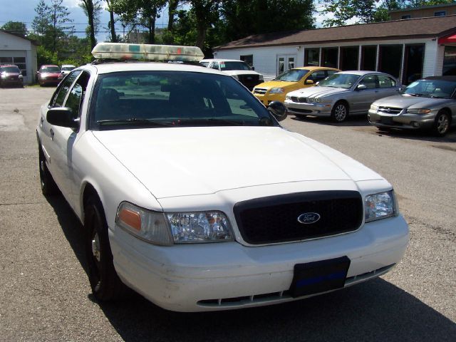 Ford Crown Victoria 2007 photo 2