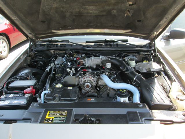 Ford Crown Victoria 2007 photo 3