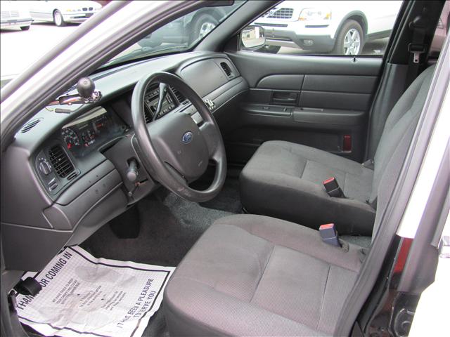 Ford Crown Victoria 2007 photo 4