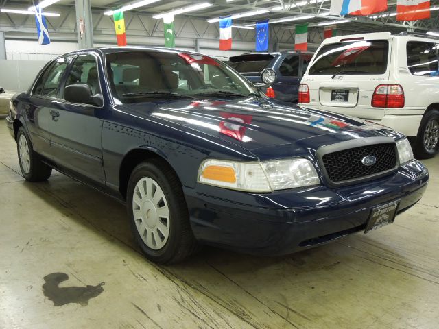 Ford Crown Victoria 2007 photo 3