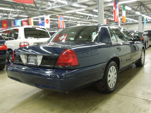 Ford Crown Victoria 2007 photo 4