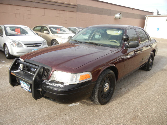 Ford Crown Victoria 2008 photo 3