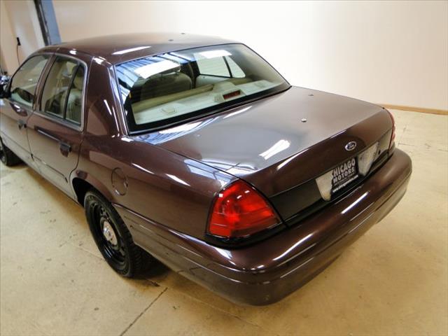 Ford Crown Victoria 2008 photo 36