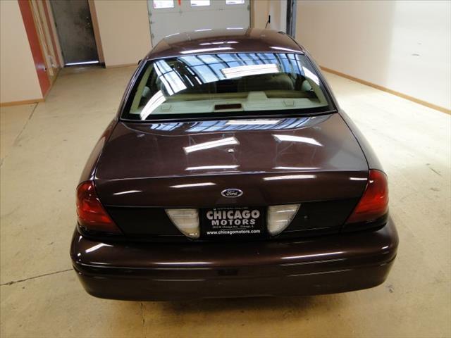 Ford Crown Victoria 2008 photo 39