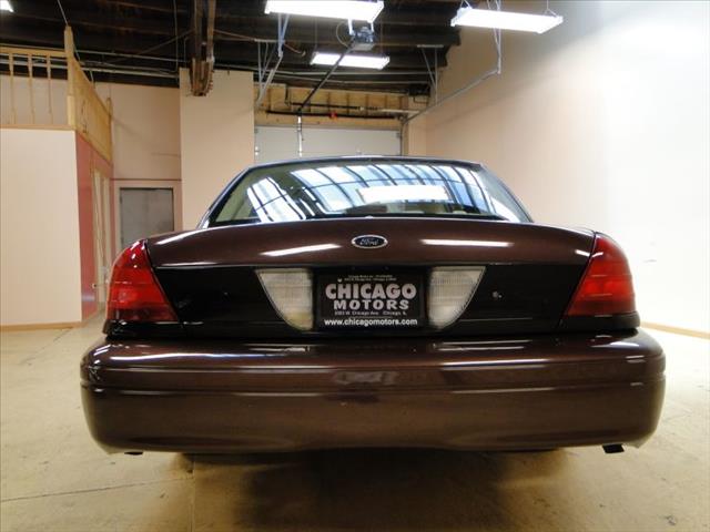 Ford Crown Victoria 2008 photo 41