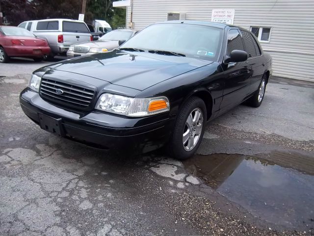 Ford Crown Victoria 2008 photo 19
