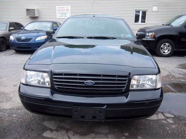 Ford Crown Victoria 2008 photo 8