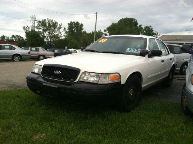 Ford Crown Victoria Luxury Sedan