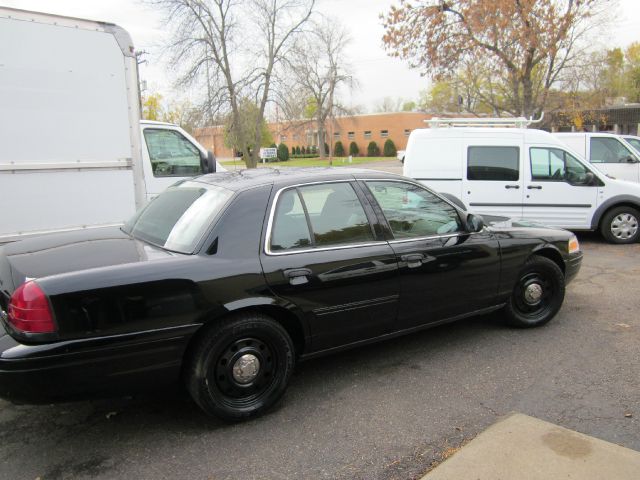 Ford Crown Victoria 2008 photo 1