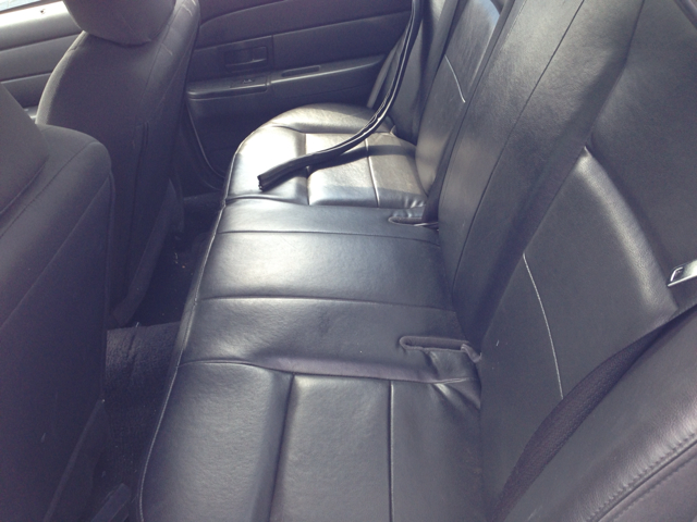 Ford Crown Victoria Luxury Sedan