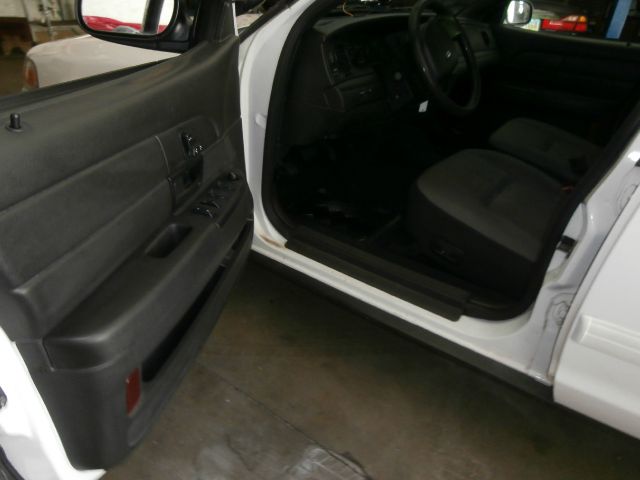 Ford Crown Victoria 2009 photo 6