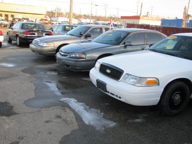 Ford Crown Victoria 2009 photo 3
