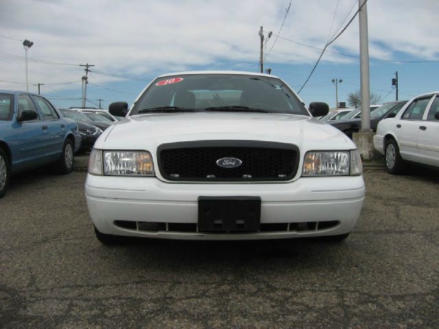 Ford Crown Victoria Luxury Sedan