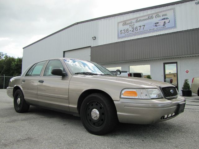 Ford Crown Victoria Luxury Sedan