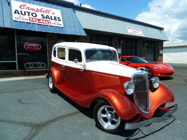 Ford Custom 1934 photo 24