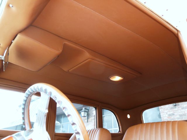 Ford Custom 1934 photo 6