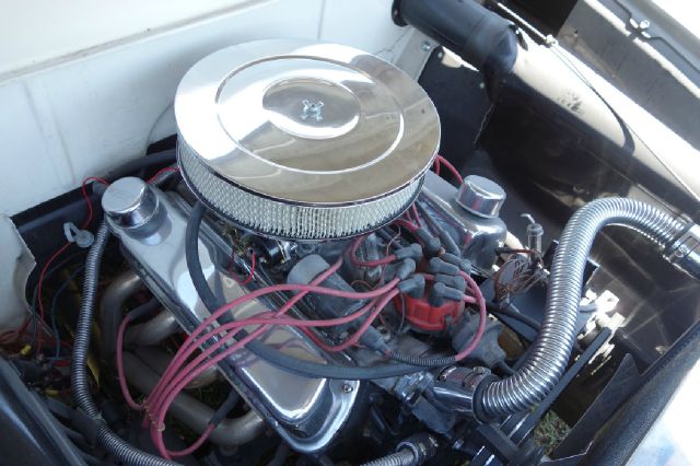 Ford Custom 1951 photo 1