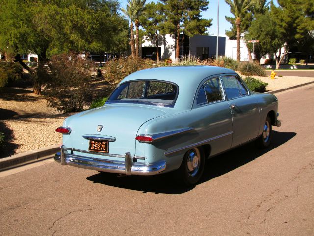Ford Custom 1951 photo 0