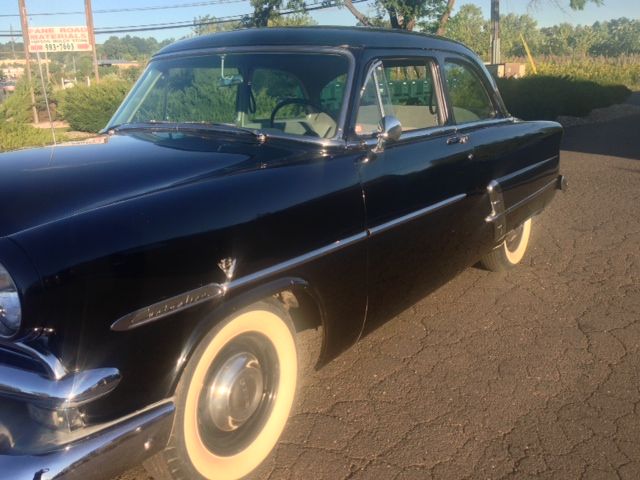 Ford Custom 1953 photo 4