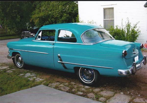 Ford Customline 1953 photo 1