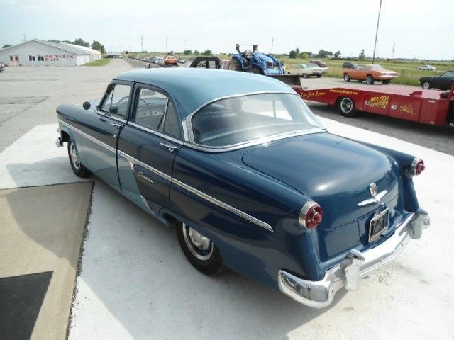 Ford Customline 1954 photo 3