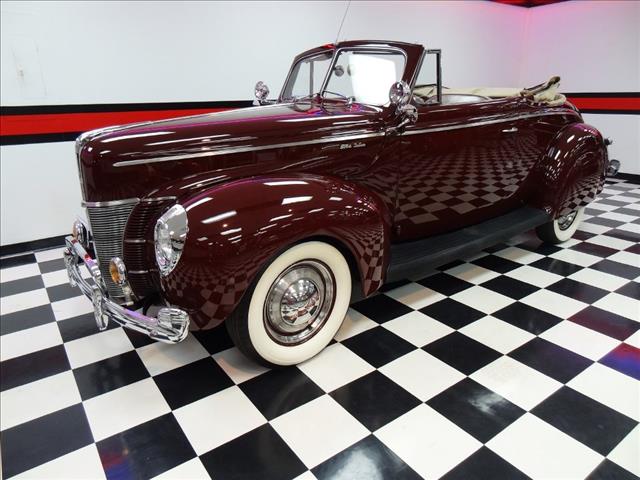 Ford deluxe 1940 photo 2