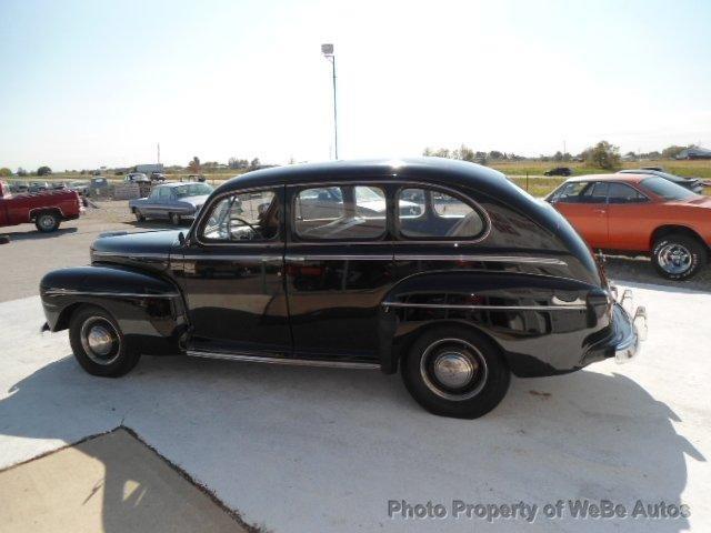 Ford Deluxe Special 1946 photo 0