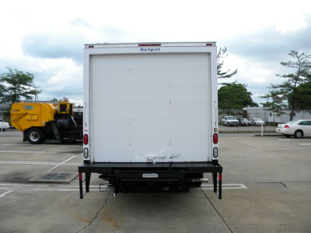Ford E-450 2005 photo 1