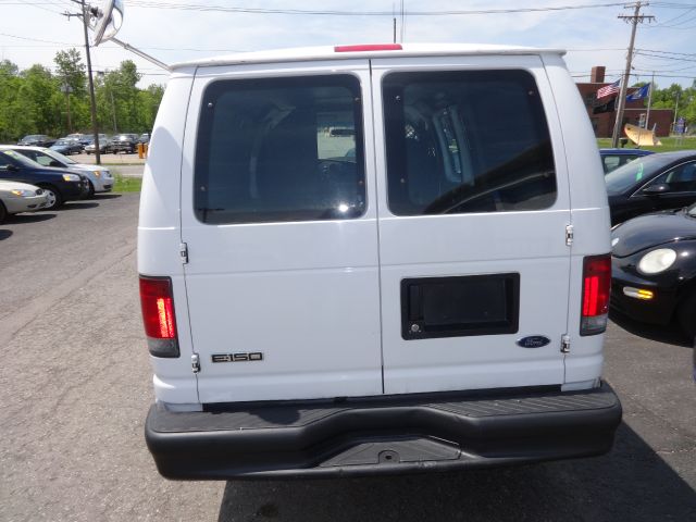 Ford E-Series Cargo 2007 photo 2