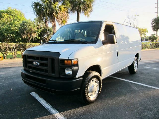 Ford E-Series Cargo 2008 photo 4