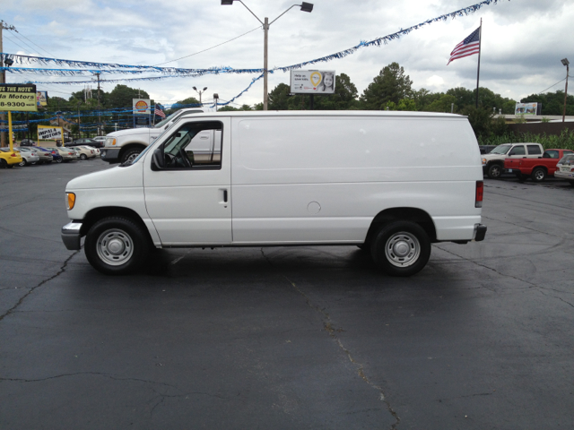 Ford E-Series Van SE Truck Passenger Van
