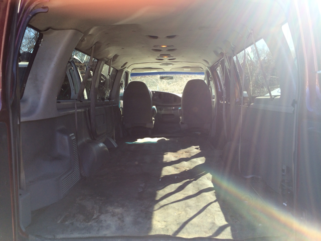 Ford E-Series Van 2006 photo 1