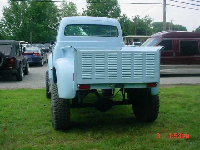 Ford E150 1983 photo 2