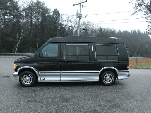 Ford E150 1997 photo 4