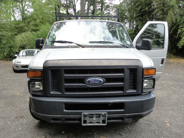 Ford E150 2008 photo 1